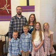 Brian & Shelbey Lentz family